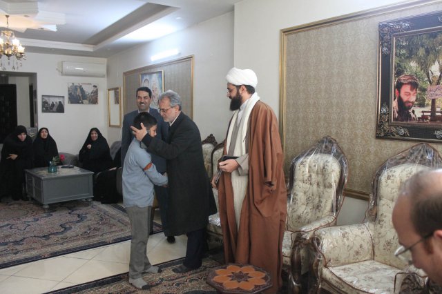 مناسبتها